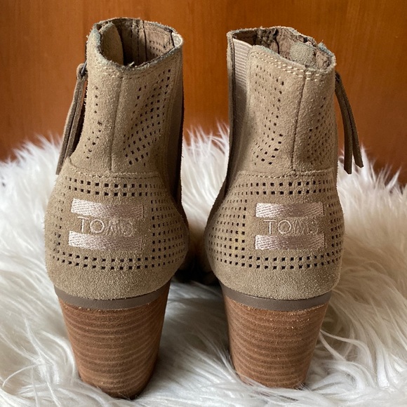 TOMS Majorca Peep Toe Bootie Perforated Suede - Picture 5 of 8